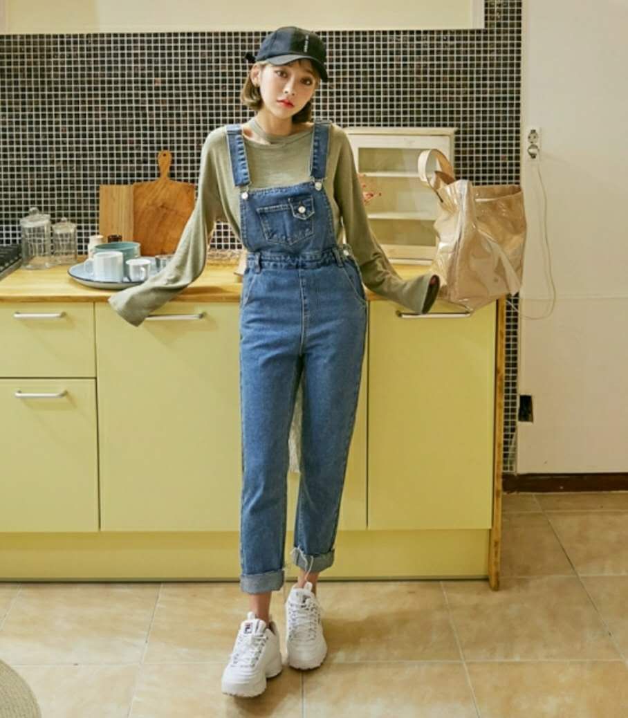 鞋搭配衣服运动鞋好看吗_运动鞋怎么搭配衣服_与运动鞋搭配的裤子