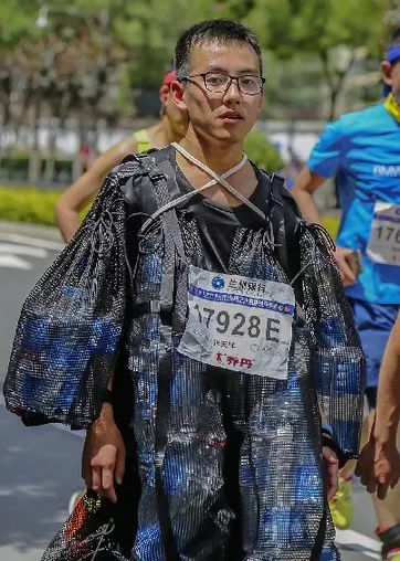 马拉松中国选手排名_中国首届马拉松_马拉松中国记录保持者